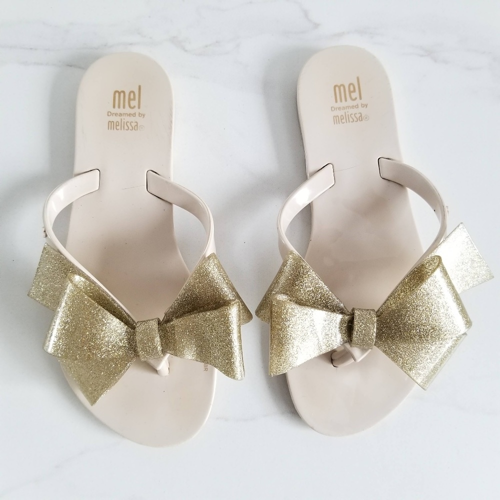 MEL by MELISSA Harmonic Gold Bow III Flip Flops - Picture 6 of 11